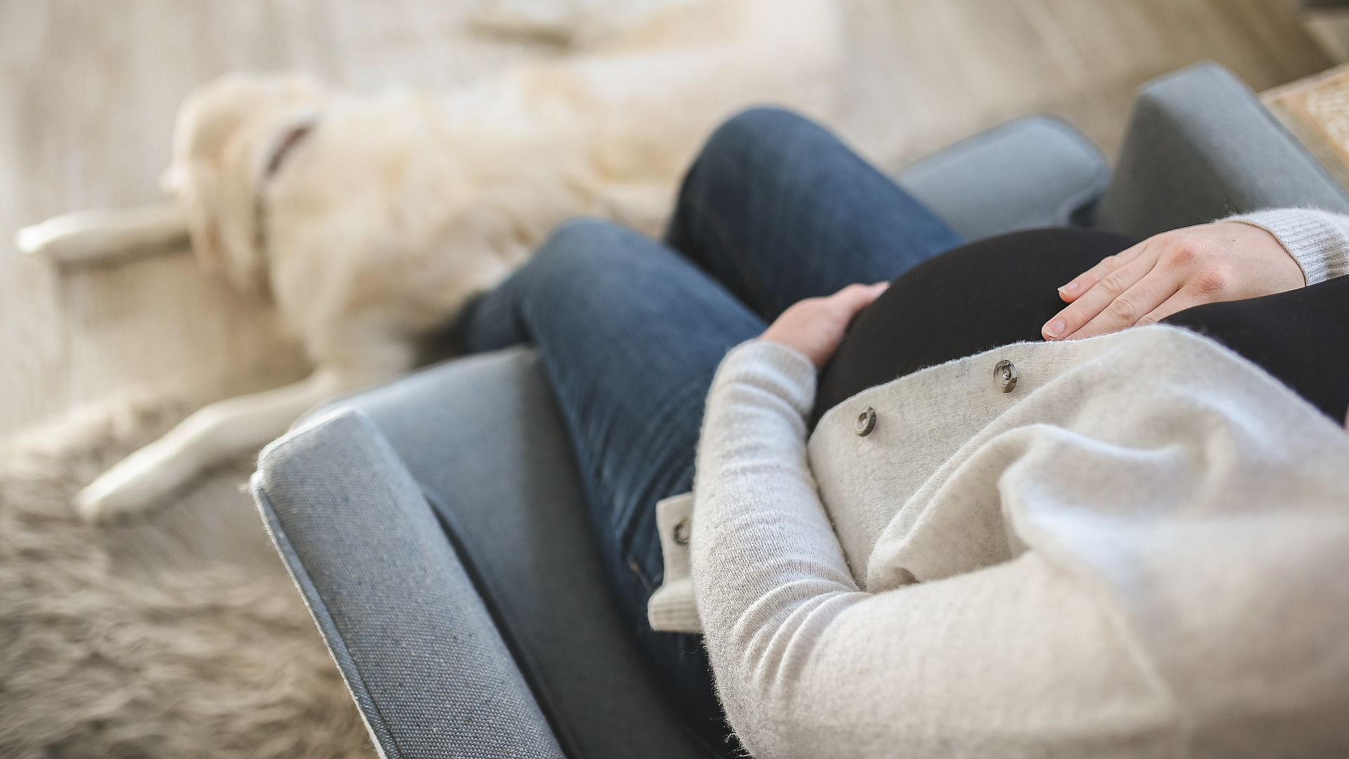 Sitting pregnant woman